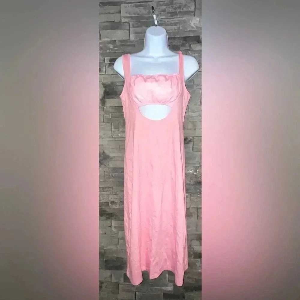 Light pink cutout dress size medium Barbie preppy